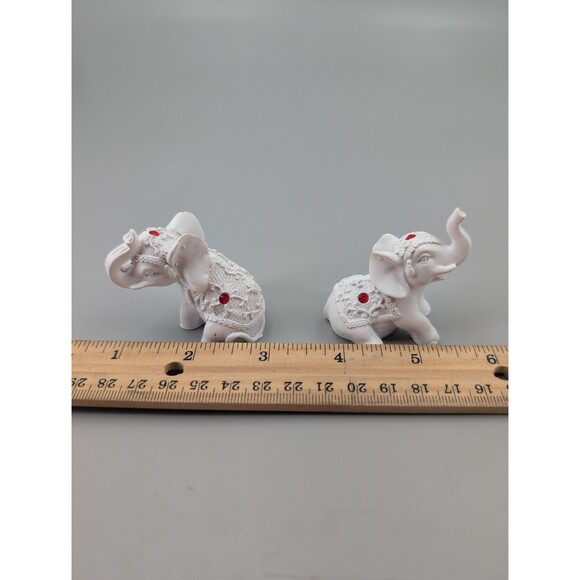 Set of 2‎ White and red Elephant figurines small decor - Picture 4 of 5